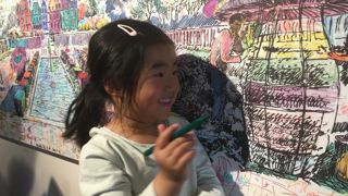 Comme Hui Xi Yang, chaque visiteur peut dessiner… sur le patrimoine de la France : Versailles, Fontainebleau, Chambord, Villandry, Ainay-le-Vieil, sans oublier le moderne Festival international des Jardins de Chaumont-sur-Loire…© C. Julhiet-Détroyat/C. Pasquer